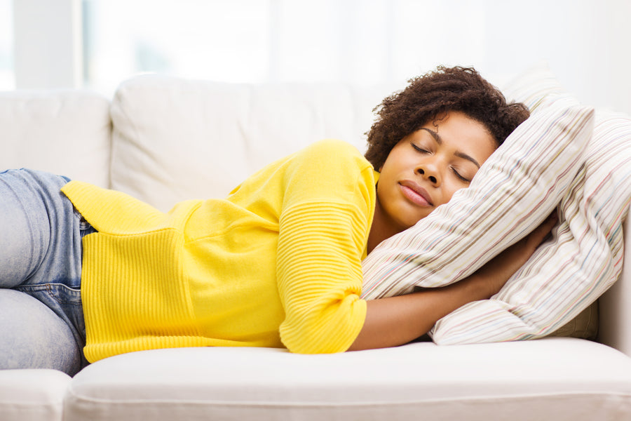 What You Need To Know About Sleeping In Contact Lenses