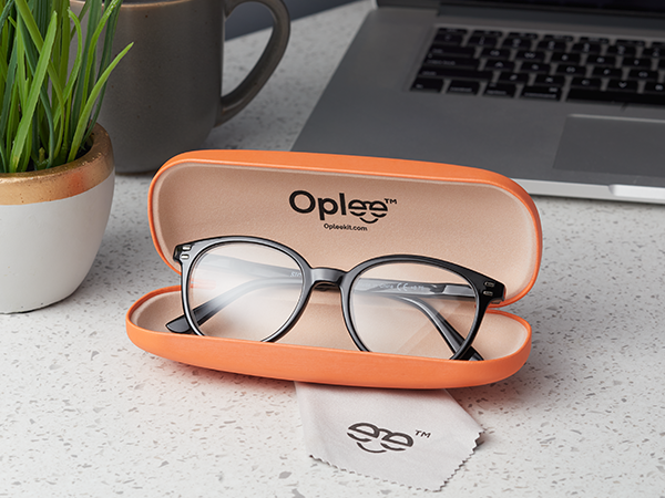 Oplee™ Launches Eyeglass Cases for use with Innovative Travel Contact Lens Case